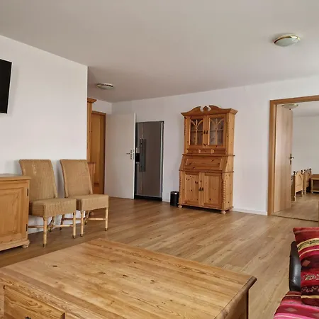 ゼーハルデ ゲストハウス 2*