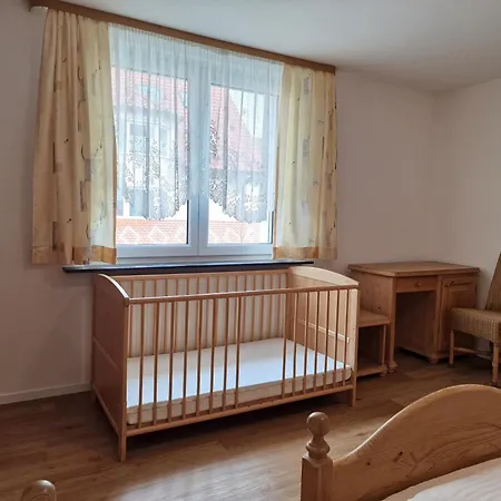 ゲストハウス ゼーハルデ ノネンホルン