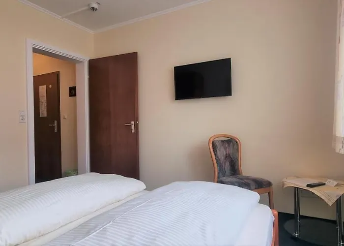 Seehalde בית הארחה 2*