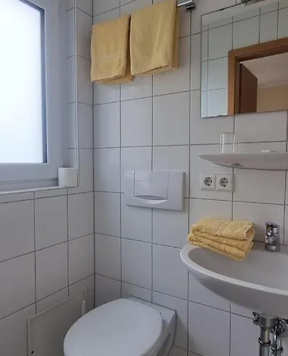 בית הארחה Seehalde 2*