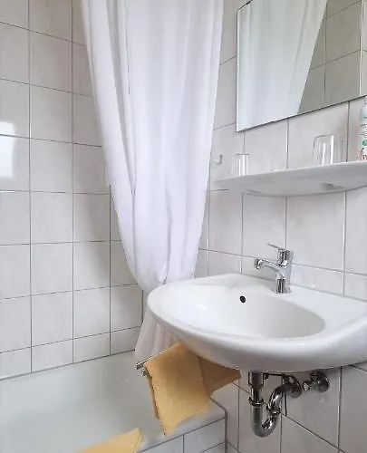 Pensjonat Seehalde 2*
